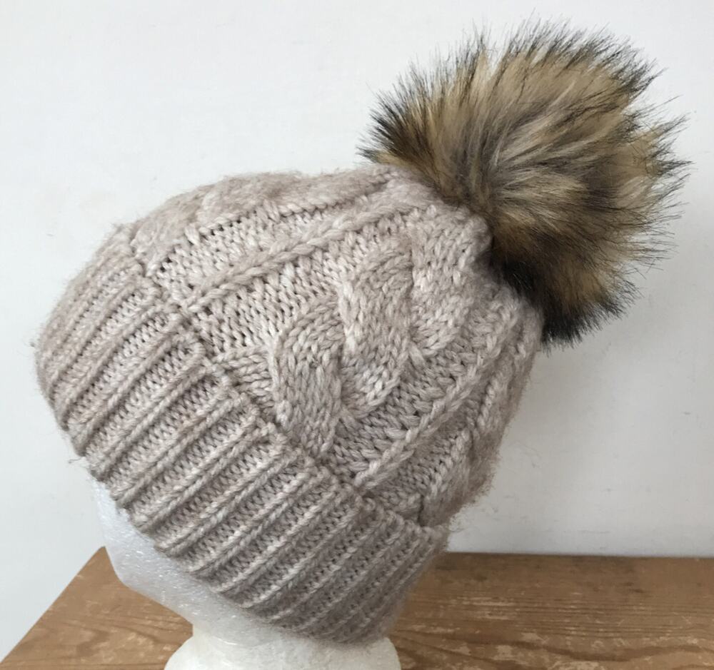 Anthropologie Winte Beige Chunky Cable Knit Faux Fur Pom Pom Beanie Hat One Size